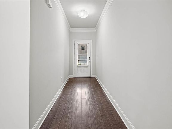 2nd image of 2502 Pearl Ridge Trce