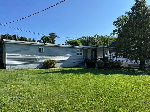 28 Brooks Cove Rd — Photo 2