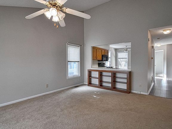 4th image of 1906 Pine Lake Dr