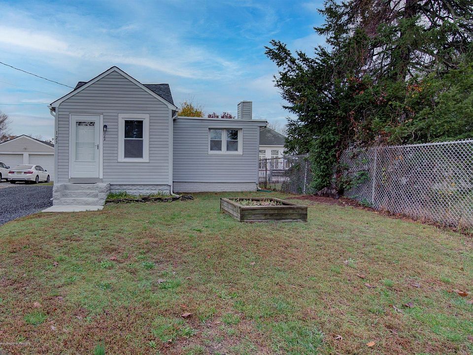 1st image of 123 W Barnegat Ave