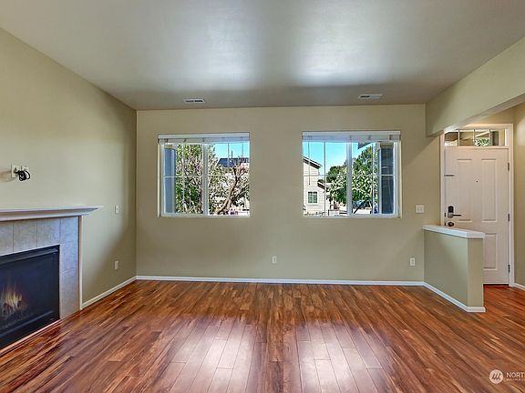 4th image of 5719 66th Avenue SE