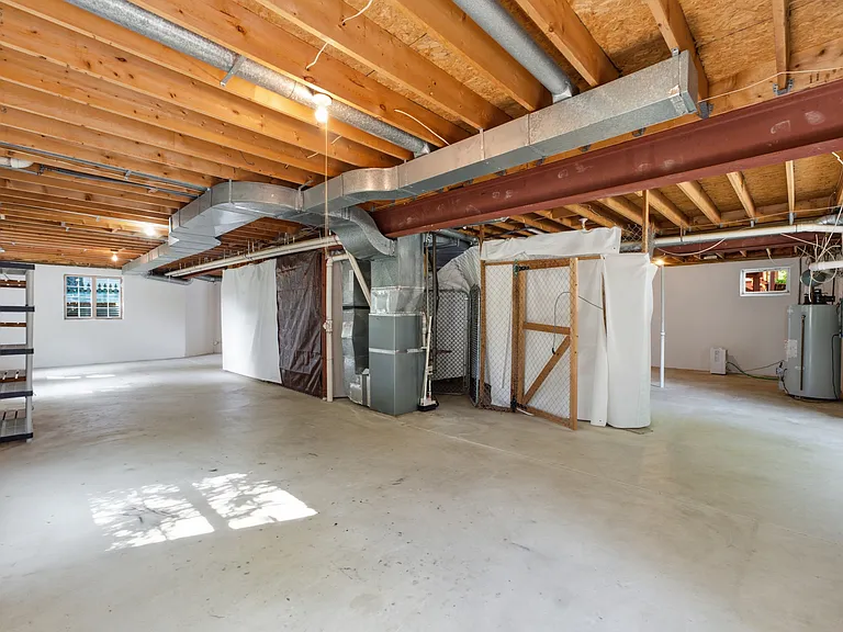 2725 Oldewood Dr — Photo 41