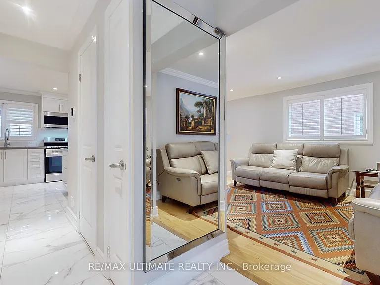 3081 Olympus Mews — Photo 12