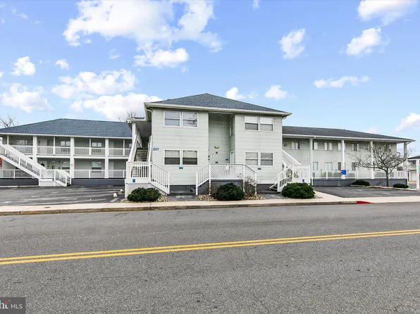 207 8th St #102C, Ocean City, MD 21842