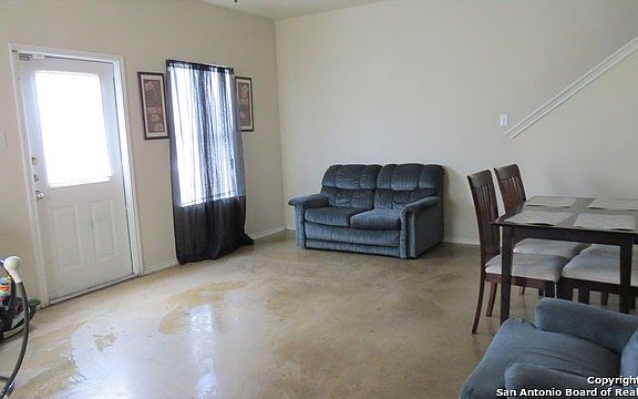 3rd image of 7207 Golf Way