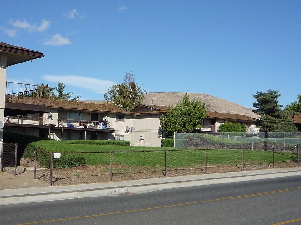 2nd image of 4201 Maple Ave APT 6