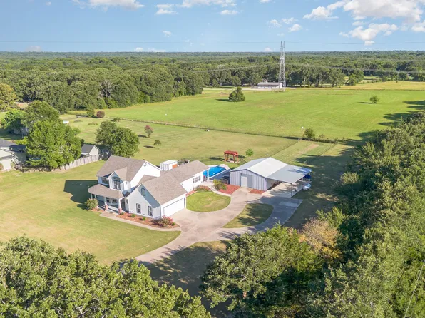 3083 County Road 3514, Greenville, TX 75402