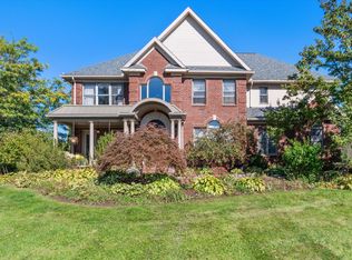 1717 Cedar Ln, Ann Arbor, MI 48105