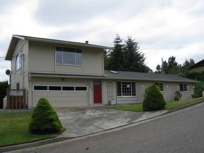 2327 16th St, North Bend, OR, 97459