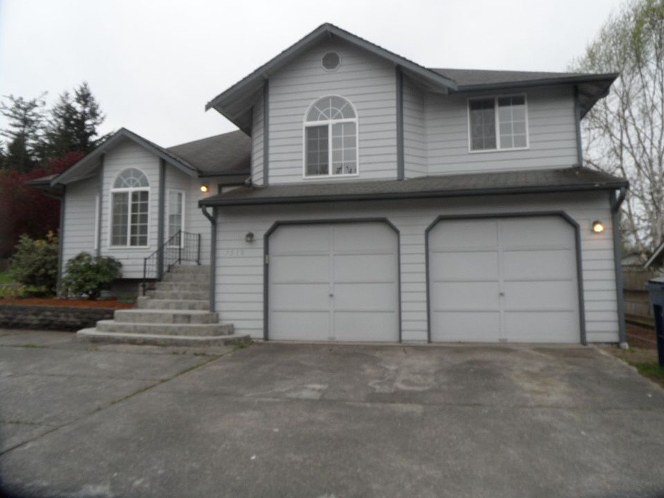 1st image of 7518 54th Pl NE
