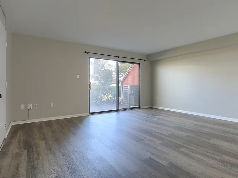 173 W Vine St #H — Photo 5