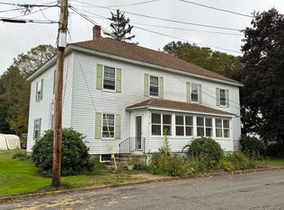 12-16 Church St, South Barre, MA 01074