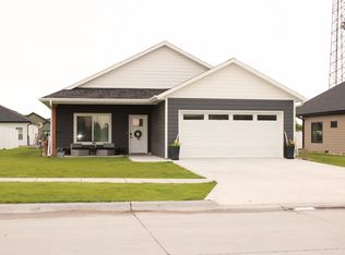 736 S Lexington Ave, Hastings, NE 68901