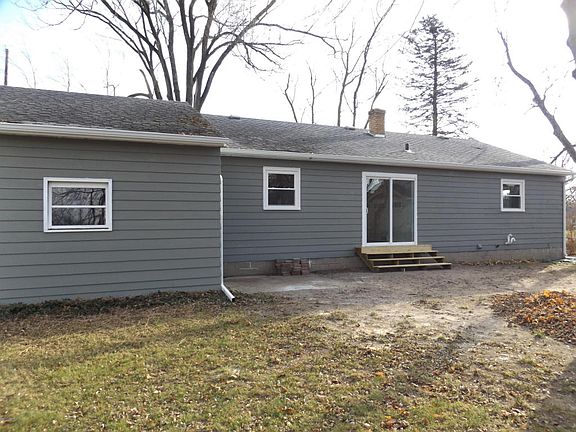 4th image of 10414 Dewberry St