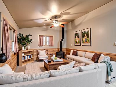 261 W Aspen Dr, Hatch, UT, 84735