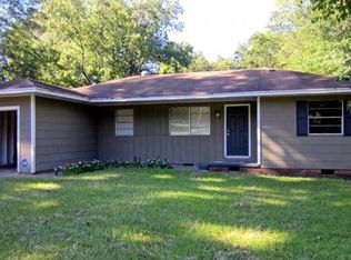 1308 W McDowell Rd, Jackson, MS 39204