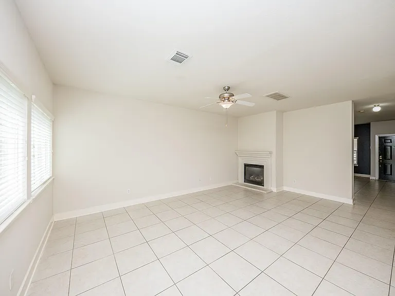 5839 Sonoma Rdg — Photo 14
