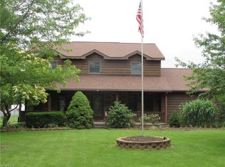 977 Harris Rd, Sheffield Village, OH 44054