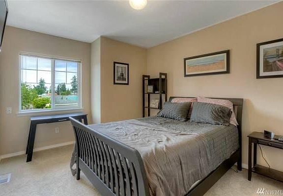 4th image of 10607 19th Avenue Ct S