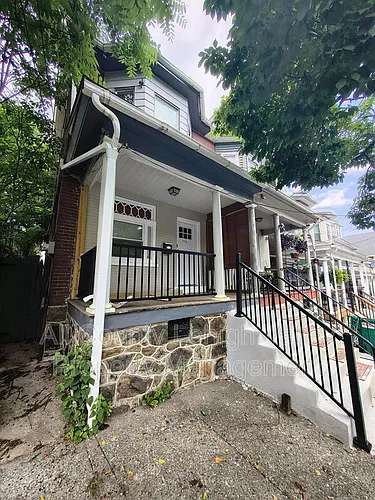 714 Atlantic St Photo 1