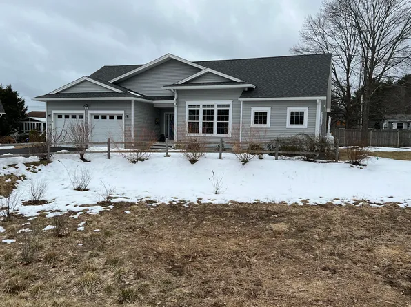 24 Connor Drive, Wells, ME 04090