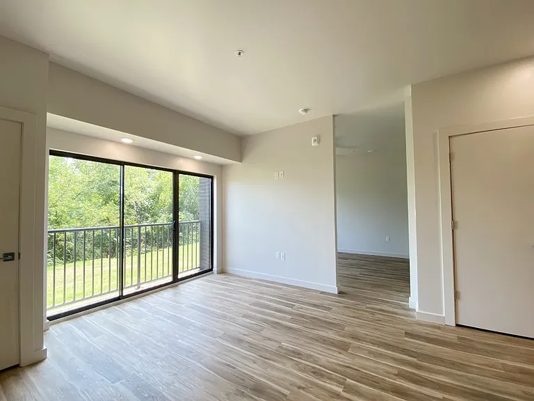 1683 Midtown Pl #104 — Photo 1