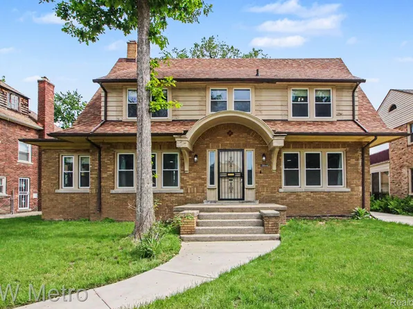 18844 Bretton Dr, Detroit, MI 48223