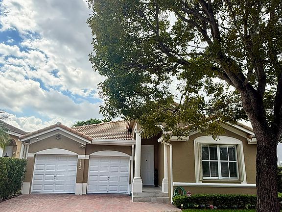3rd image of 11300 NW 48th Ter