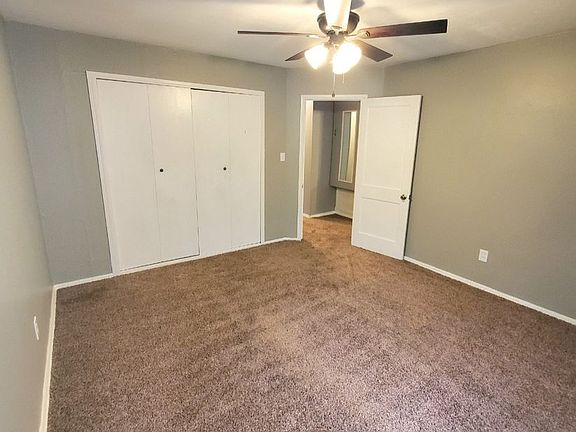 5th image of 513 E Rose Dr