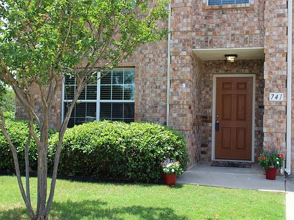 4th image of 741 Mallard Dr