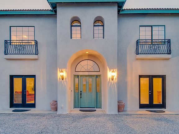 3rd image of 3961 W Placita De Castellon