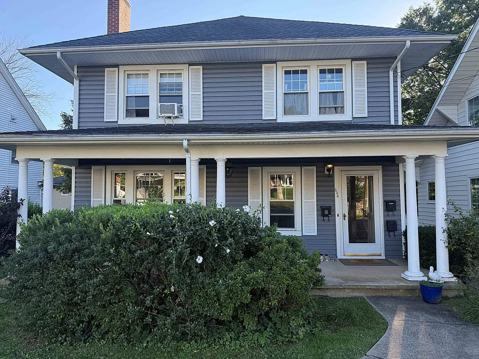 534 Summit Ave #1