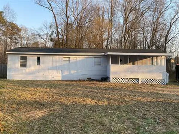 114 Skyland Dr E, Locust Grove, GA 30248