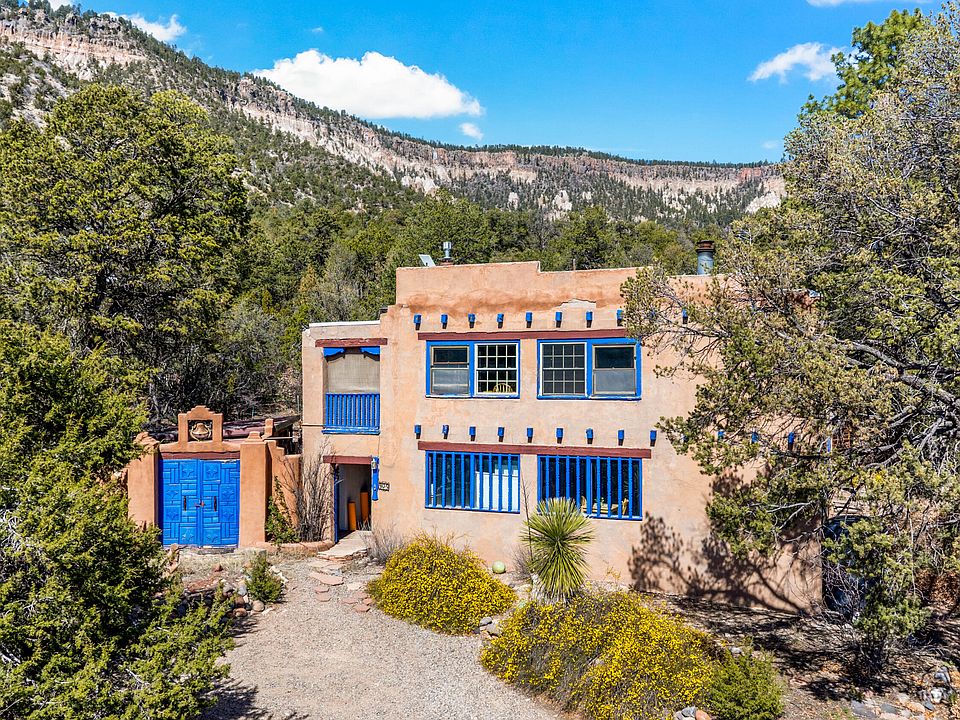 1st image of 575 Redondo Rd