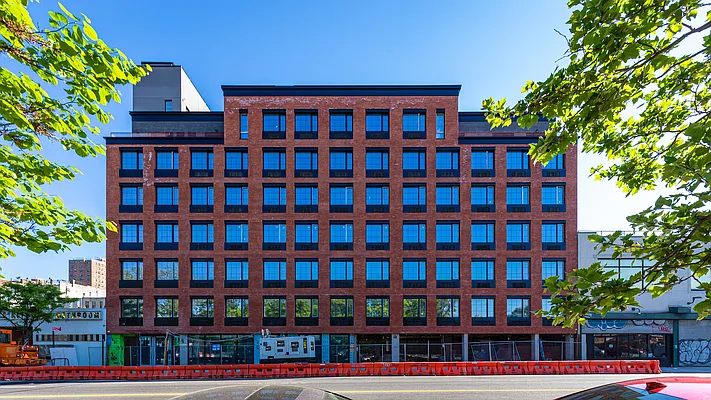 Rented by Nooklyn NYC LLC | media 110