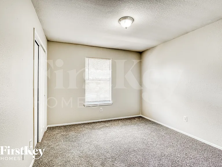 9342 Bowmore Ct — Photo 15