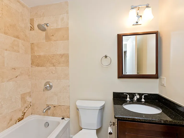 1640 W Fargo Ave #102 — Photo 14
