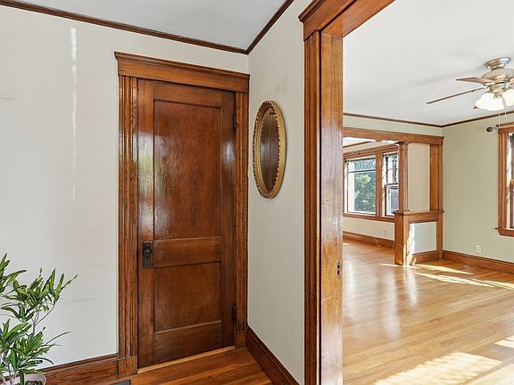 5th image of 17 Sawin St