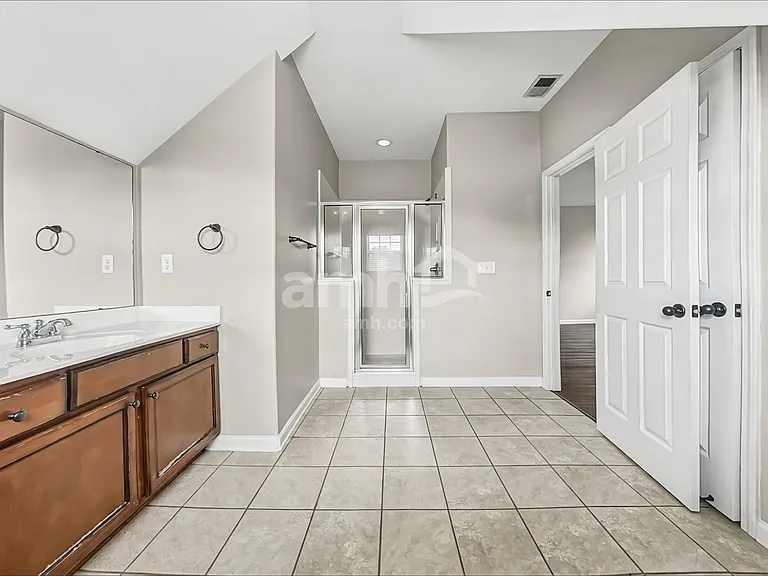 7720 Keri Cv — Photo 14