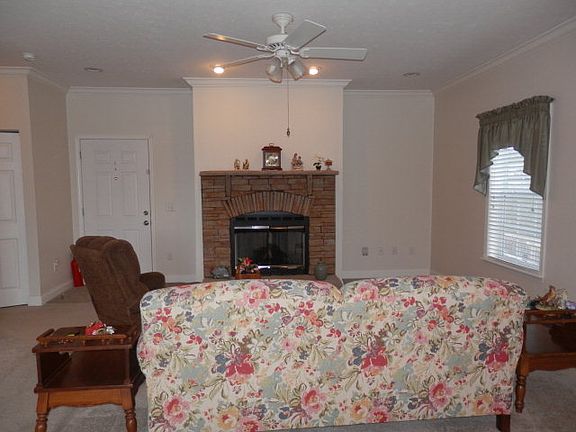 3rd image of 1505 Watkin Dr