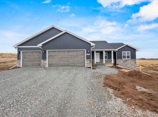 W225 Sunset View Cir, Kaukauna, WI 54130