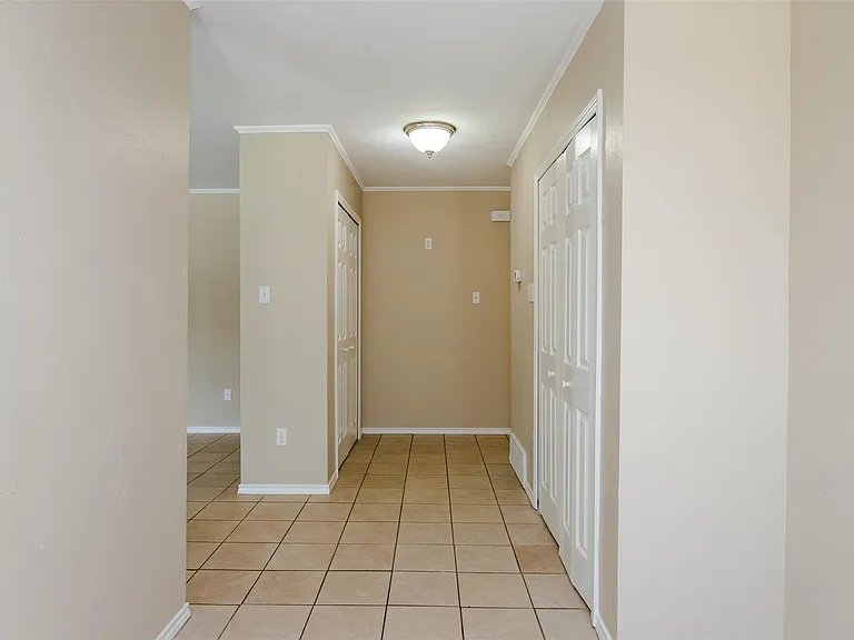 3406 Hastings Dr — Photo 6