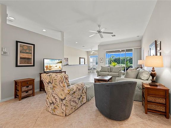 4th image of 26030 Clarkston DR