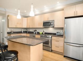 580 E 3rd St #2, South Boston, MA 02127