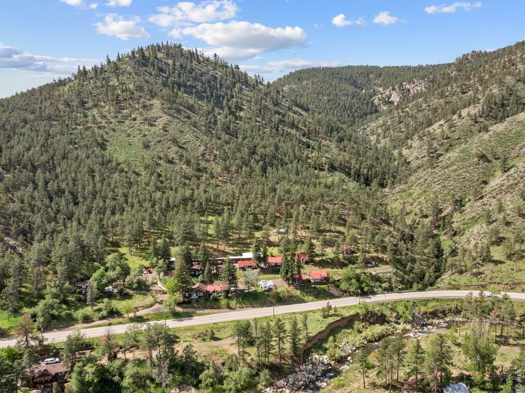 1110 W Highway 34