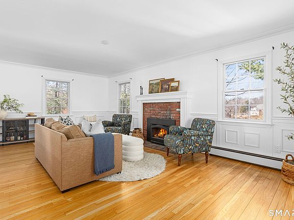 4th image of 273 North Street