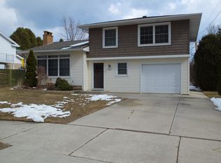 3315 N 8th St, Sheboygan, WI 53083