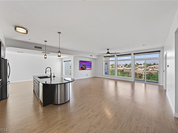 5th image of 8925 W Flamingo Rd Unit 307