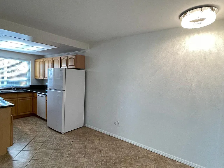 9535 Easter Way #8 — Photo 17