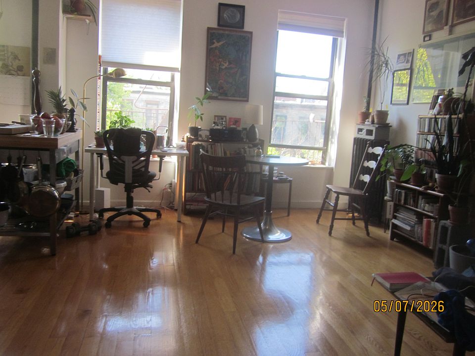 1st image of 630 Willoughby Ave APT 3